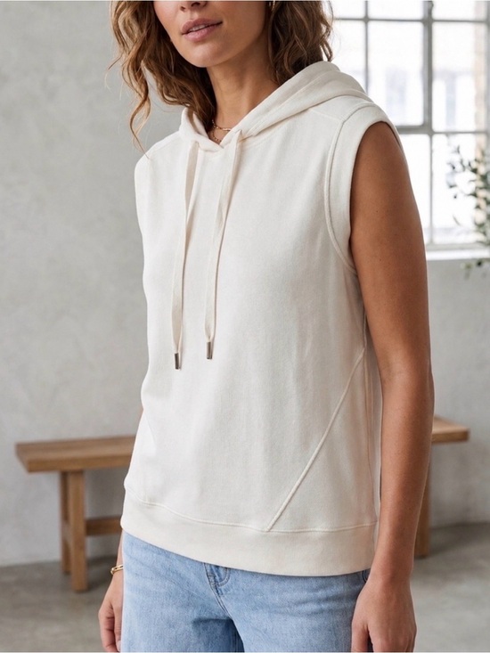 Evereve Tops - Evereve Zoey Sleeveless Hooded Pullover sweatshirt - Cream